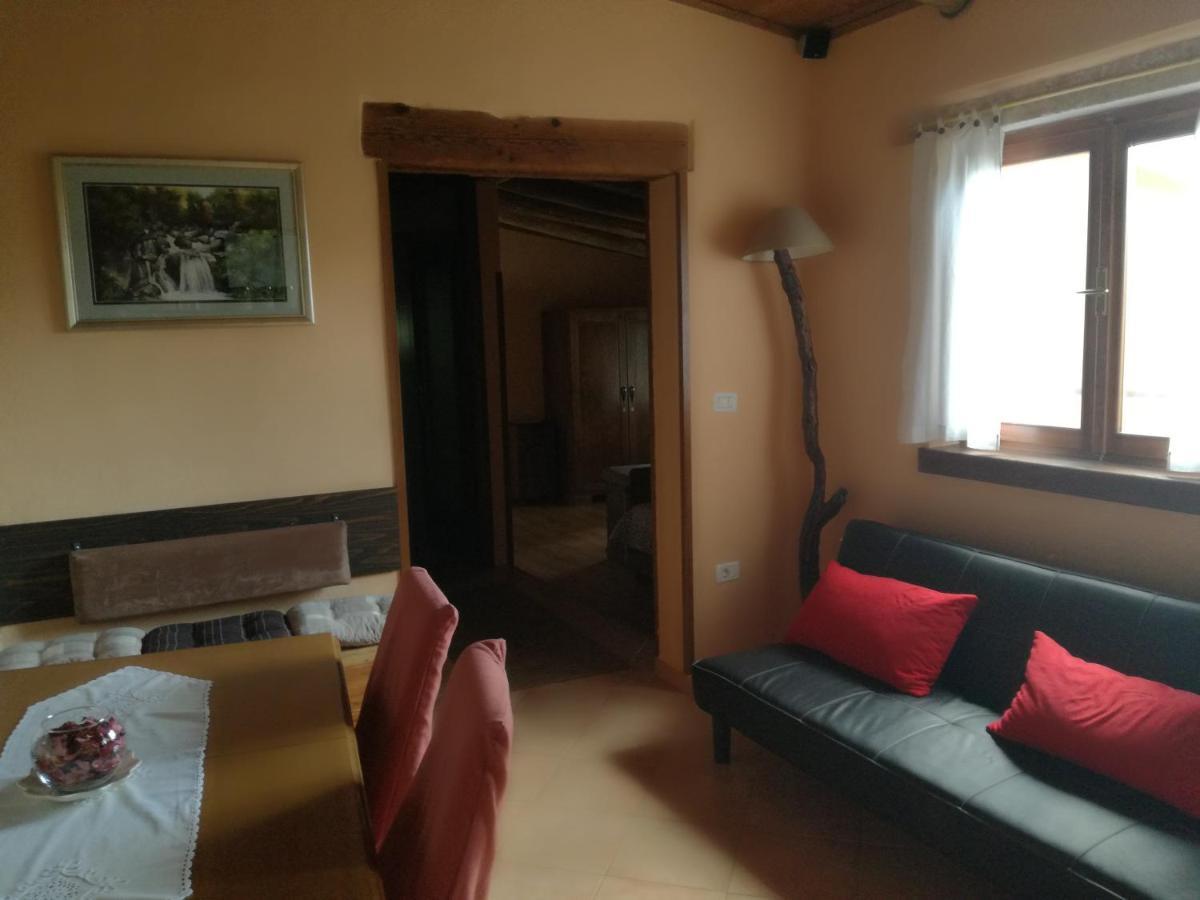 House Roko Villa Zminj Luaran gambar